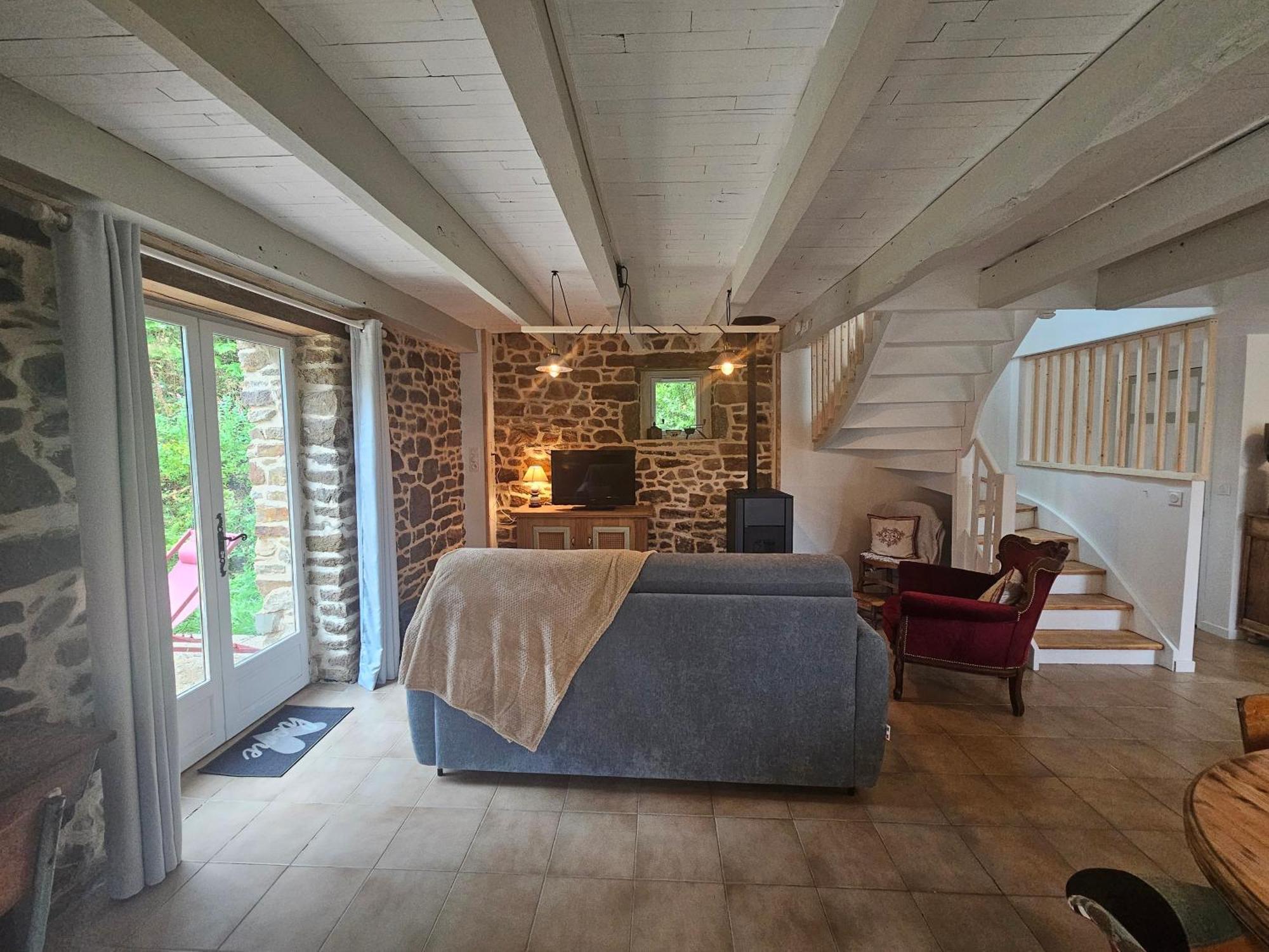 Holiday home Ker Adele, Longere Cosy Au Coeur D'un Bois *