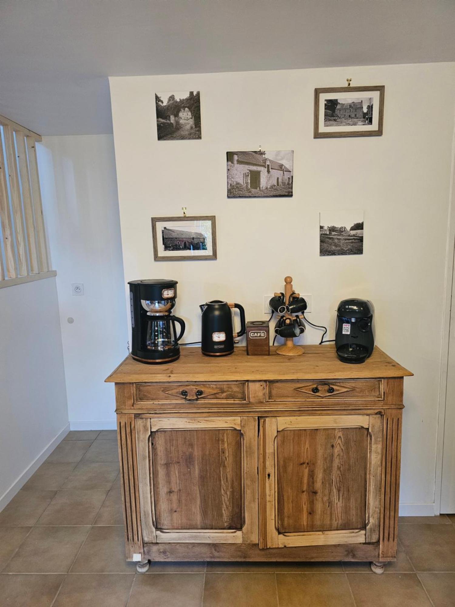 Holiday home Ker Adele, Longere Cosy Au Coeur D'un Bois