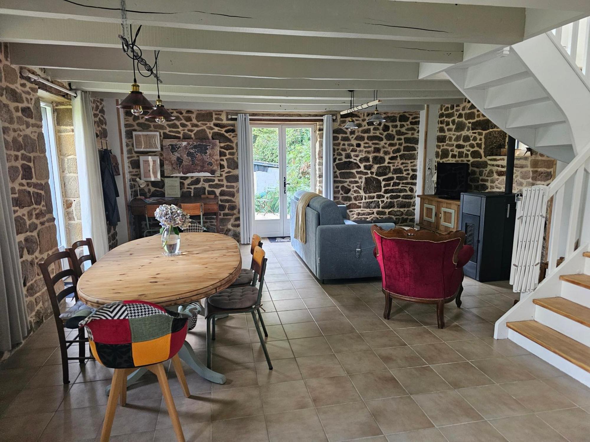 Holiday home Ker Adele, Longere Cosy Au Coeur D'un Bois