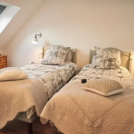 Villa Ker Adele, Longere Cosy Au Coeur D'Un Bois à Ploërdut Extérieur photo