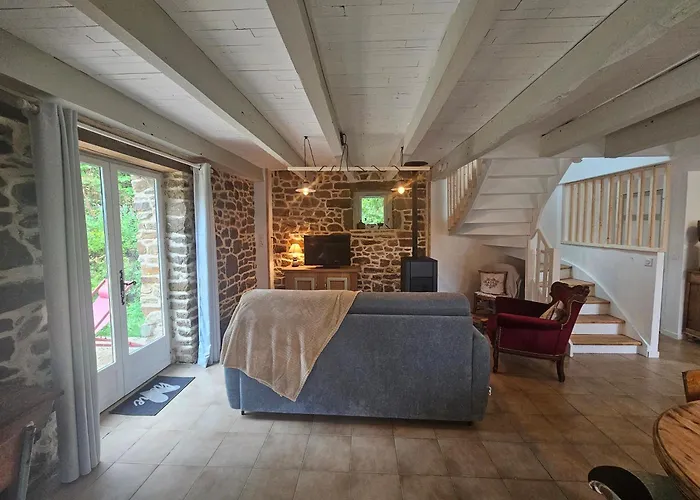 Ker Adele, Longere Cosy Au Coeur D\'Un Bois
